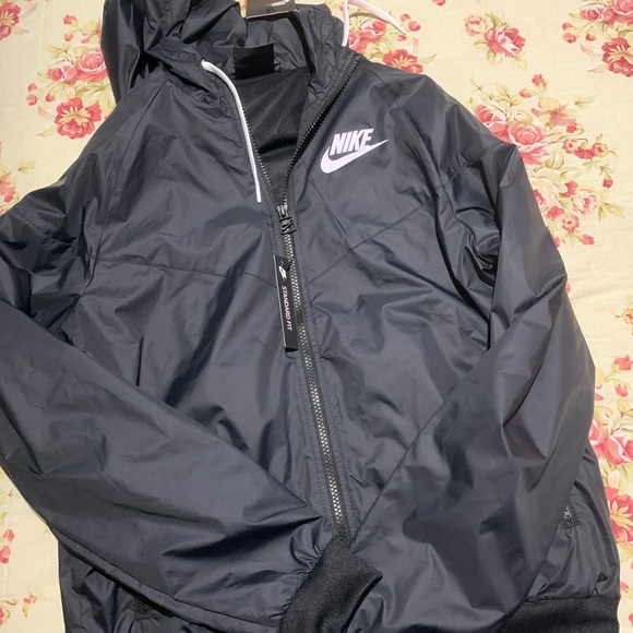 nike windbreaker cost